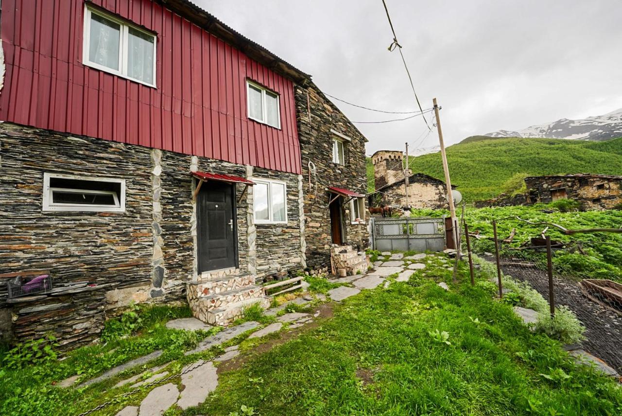 Bori'S Guesthouse Ушгули Экстерьер фото