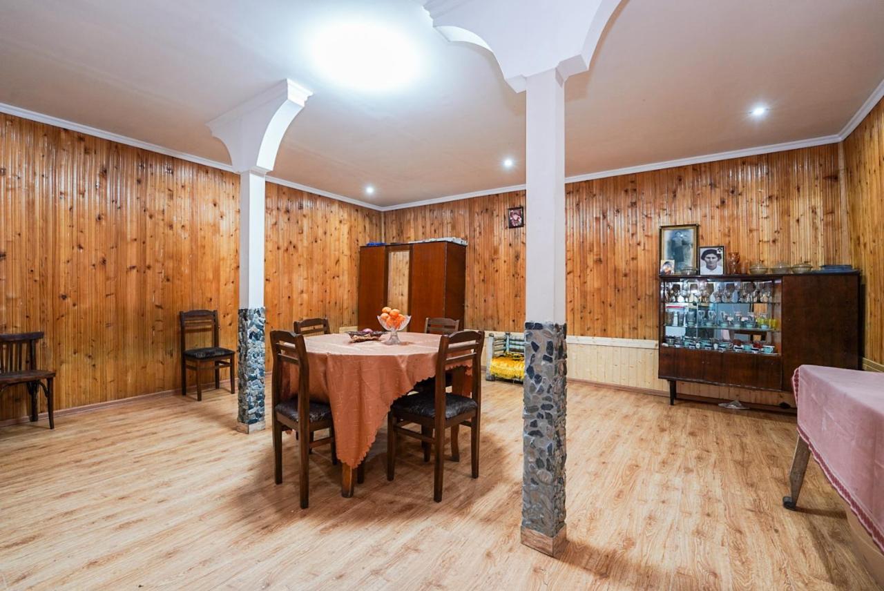 Bori'S Guesthouse Ушгули Экстерьер фото